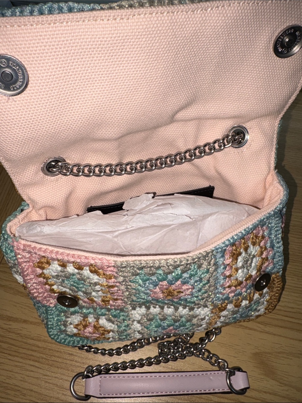 Kurt Geiger Crochet Kensington Medium Bag - Picture 3 of 7